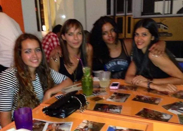 Golden Tram 242 & Hostel Lisbon