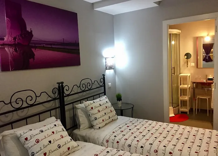 Golden Tram 242 & * Lisbon