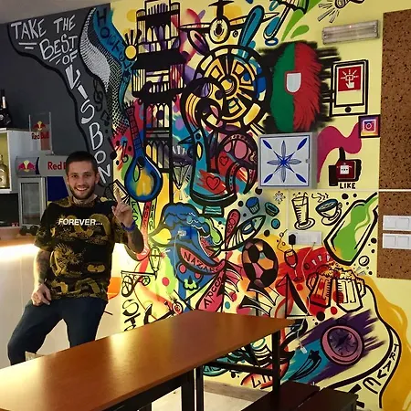 Golden Tram 242 & * Lisboa